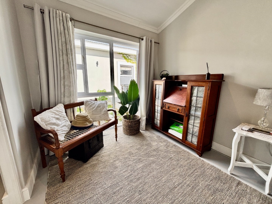 4 Bedroom Property for Sale in Gordons Bay Village Western Cape